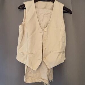 Vuori tank suit cream color